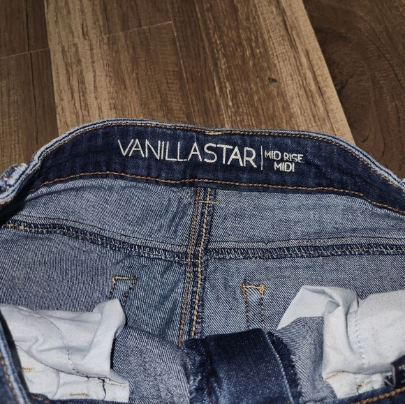 Distressed Denim Shorts Junior Size 3 Vanilla Star - Picture 2 of 4